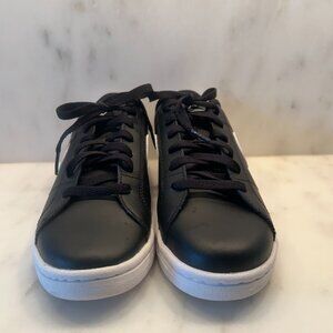 BNIB  NIKE Women's Flat Sports Leisure Court Royal US 7.5 Black